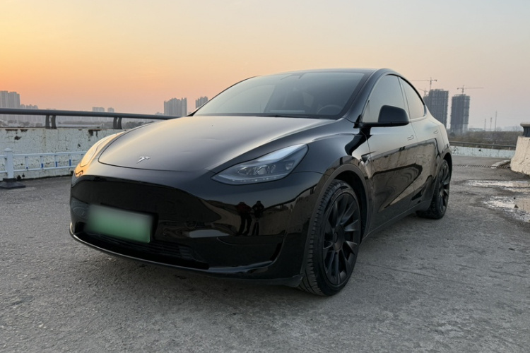 特斯拉 Model Y 2022款 改款 后轮驱动版车身外观6001