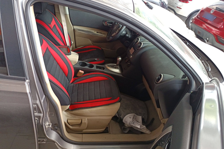 日产 逍客 2012款 2.0XL 火 CVT 2WD中控内饰41