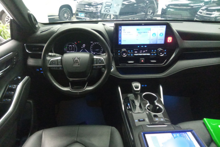 丰田 皇冠陆放 2022款 2.5L HEV四驱旗舰版局部细节13