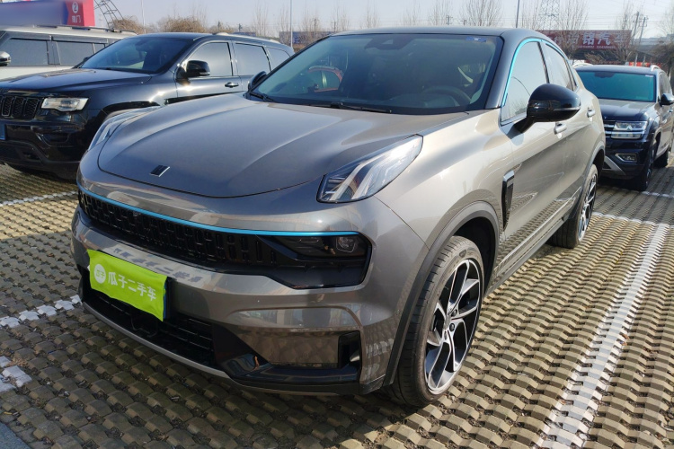 领克05 2020款 2.0TD 两驱耀Halo车身外观1