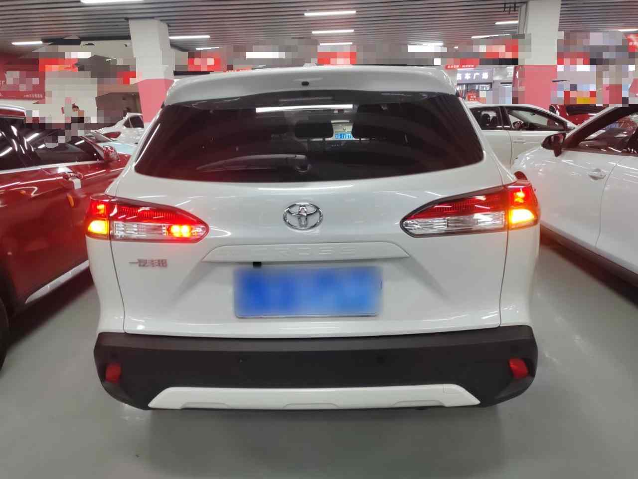 丰田 卡罗拉锐放 2024款 2.0L 精英版(4)