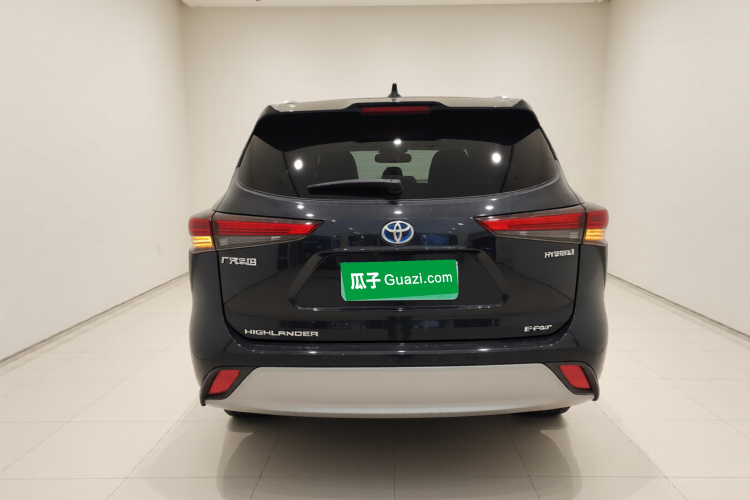 丰田 汉兰达 2022款 双擎 2.5L 四驱尊贵版 7座车身外观6