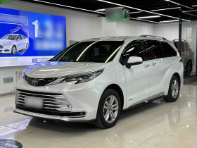 丰田 赛那SIENNA 2021款 2.5L混动 铂金版