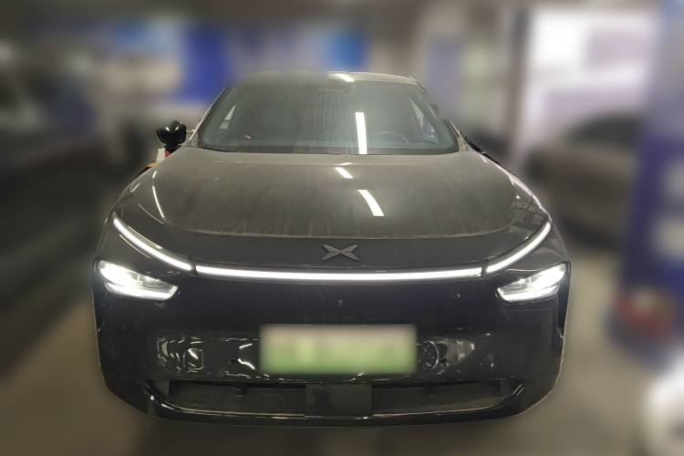 小鹏G7 2025款 702 超长续航 Max车身外观2