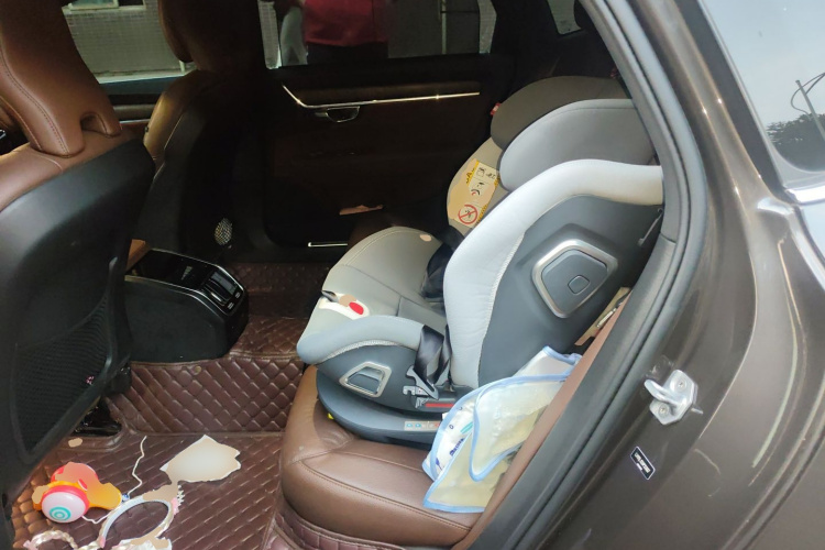 沃尔沃S90 2022款 B5 智远豪华版中控内饰21