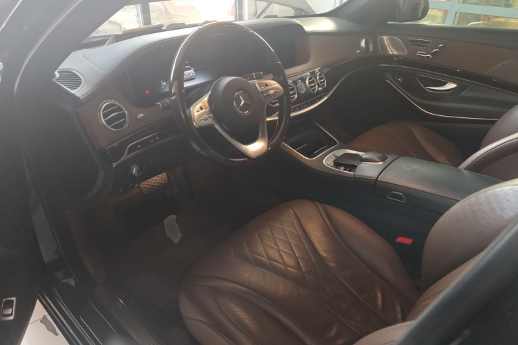 奔驰 迈巴赫S级 2020款 S 450 4MATIC中控内饰12