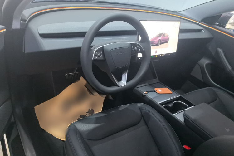 特斯拉 Model 3 2023款 后轮驱动版中控内饰12