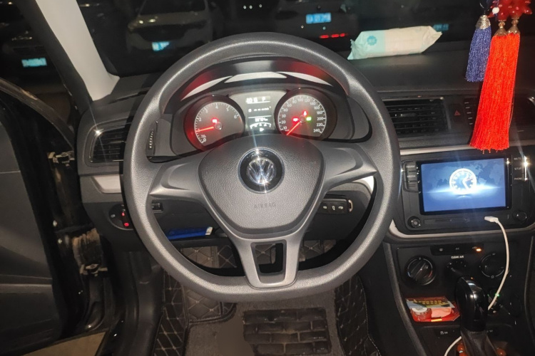 大众 朗逸 2017款 1.6L 自动风尚版中控内饰13