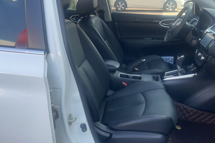 日产 轩逸 2018款 1.6XV CVT尊享版局部细节41