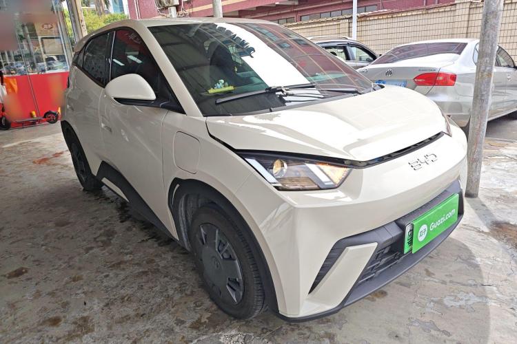 比亚迪 海鸥 2025款 305km 活力版车身外观3