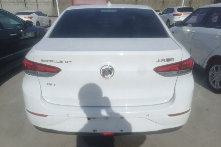 别克 英朗 2018款 15T 双离合精英型 国V车身外观6