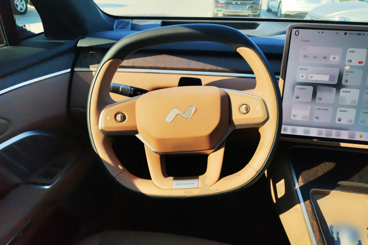 乐道L90 2025款 Max 六座版中控内饰13