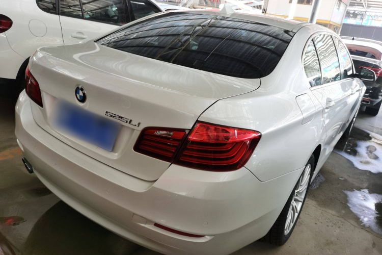 宝马5系 2014款 520Li 典雅型车身外观6003