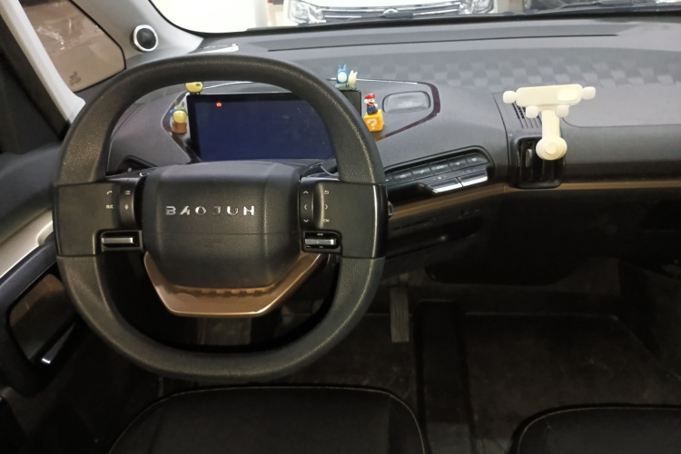 宝骏KiWi EV 2021款 艺术家 三元锂中控内饰12