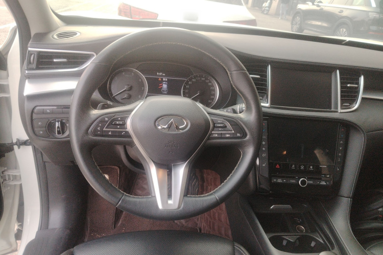 英菲尼迪QX50 2018款 2.0T 两驱时尚版中控内饰13