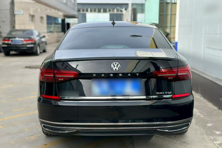 大众 帕萨特 2019款 380TSI 旗舰版 国VI车身外观6