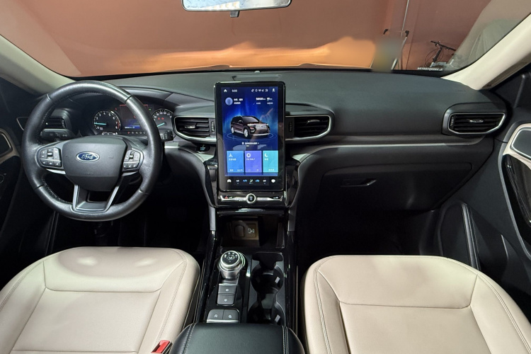 福特 探险者 2020款 EcoBoost 285 后驱风尚版 6座车身外观6010