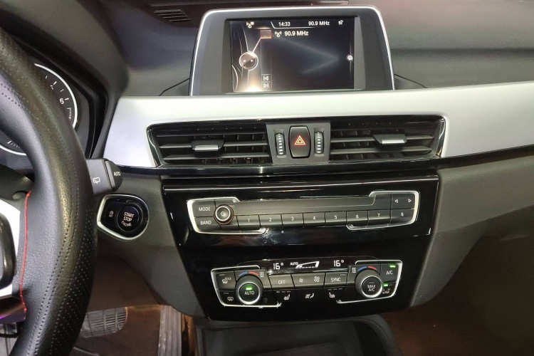 宝马X1 2016款 sDrive18Li 尊享型局部细节16