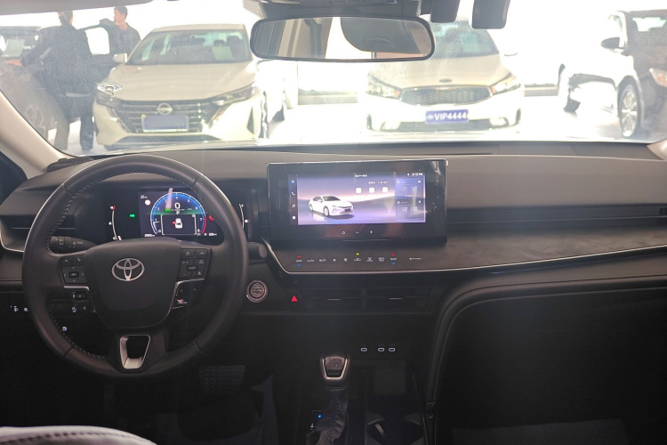 丰田 凯美瑞 2024款 2.0GVP 豪华版中控内饰7002