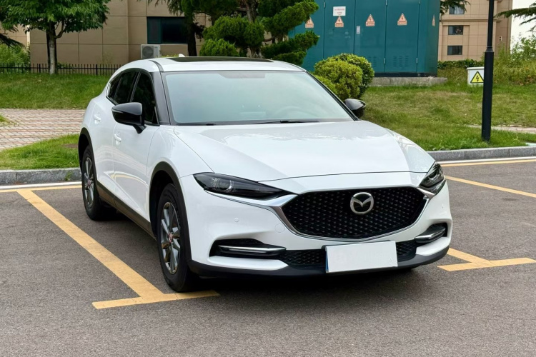 马自达CX-4 2020款 2.0L 自动两驱蓝天活力版车身外观3