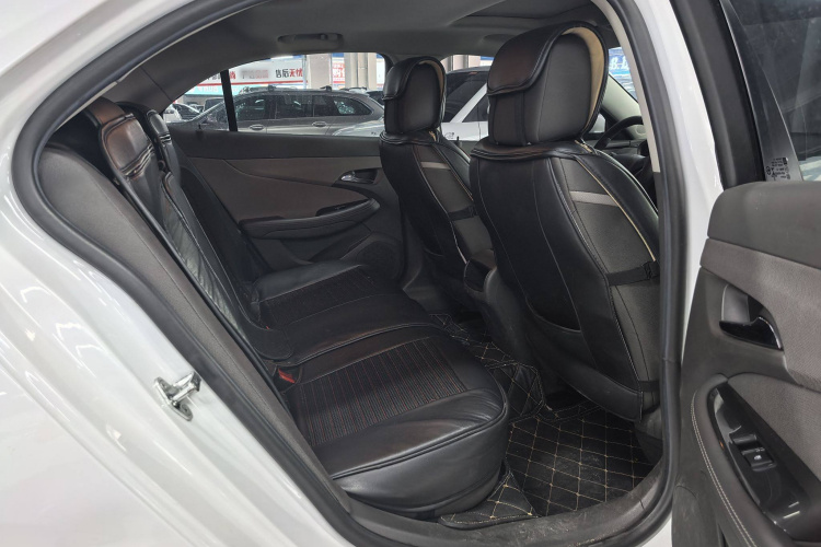 雪佛兰 迈锐宝 2017款 1.5T 自动舒适版中控内饰7004