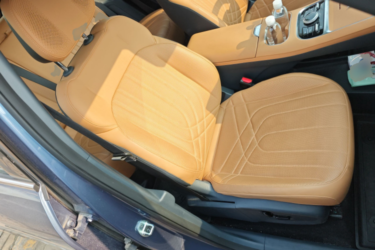 吉利银河 银河星舰7 EM-i 2025款 120km 领航版局部细节41