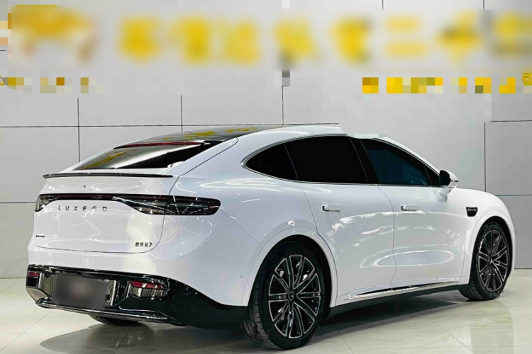 鸿蒙智行 智界R7 2024款 纯电 802km Max车身外观6006