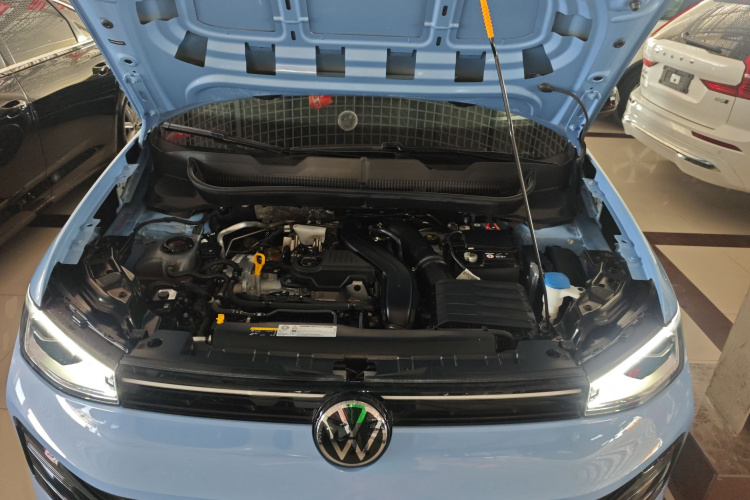 大众 途岳 2025款 新锐 300TSI 锐享版机舱底盘24