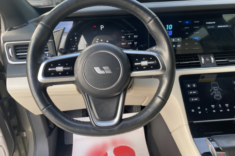 理想汽车 理想ONE 2021款 增程6座版局部细节13