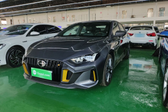 广汽传祺 影豹 2023款 270T DCT J15版