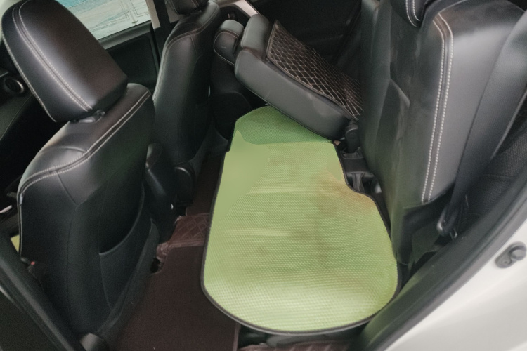 丰田 RAV4荣放 2016款 2.0L CVT两驱风尚版 国V中控内饰21