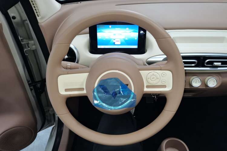 五菱汽车 宏光MINIEV 2025款 四门版 进阶款中控内饰13