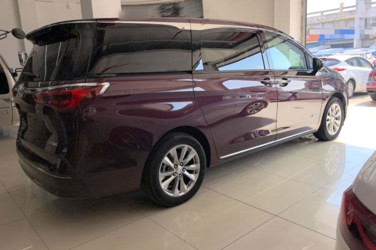 别克GL8 2023款 Avenir艾维亚 六座贤礼版车身外观6003