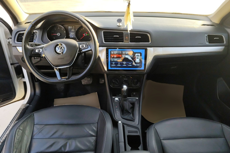 大众 朗逸 2017款 1.6L 自动舒适版中控内饰12