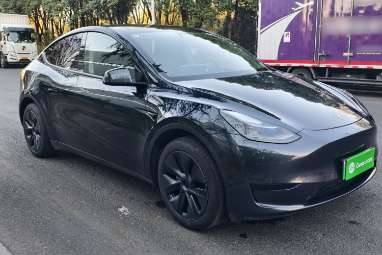 特斯拉 Model Y 2024款 后轮驱动版车身外观6002