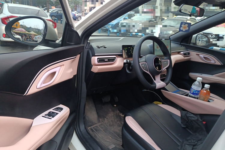 比亚迪 海鸥 2025款 智驾版 305km 活力版中控内饰20