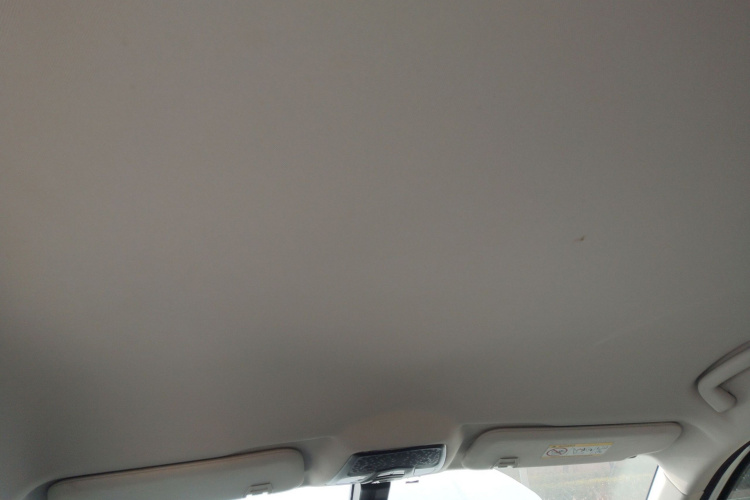 哪吒汽车 2023款 哪吒U-Ⅱ 挑战版 400 U秀 三元锂中控内饰22