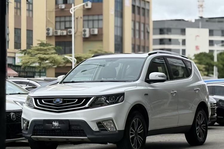 吉利汽车 远景X6 2016款 1.3T CVT豪华型车身外观1