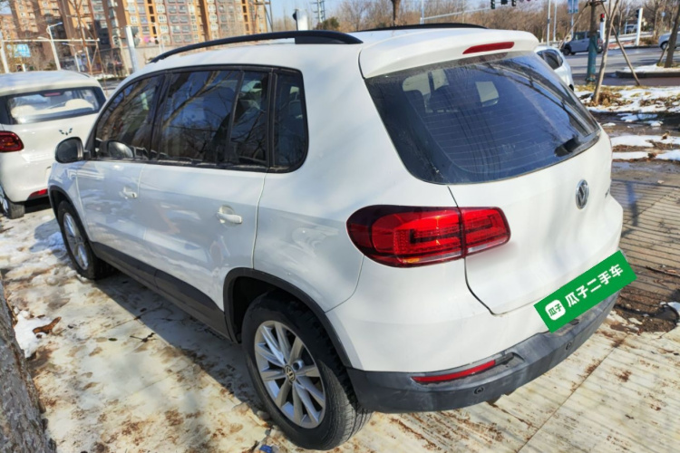 大众 途观 2015款 1.8TSI 自动两驱舒适版车身外观4