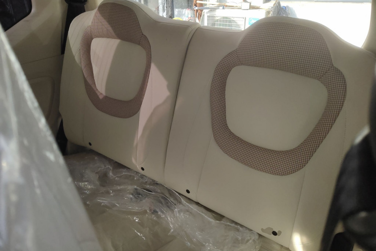 五菱汽车 宏光MINIEV 2024款 第三代 215km 青春版中控内饰21