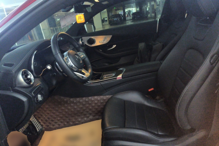 奔驰C级(进口) 2020款 C 260 轿跑车中控内饰19