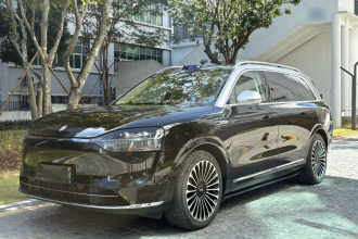 鸿蒙智行 问界M9 2024款 增程 Ultra版 52kWh 5座版