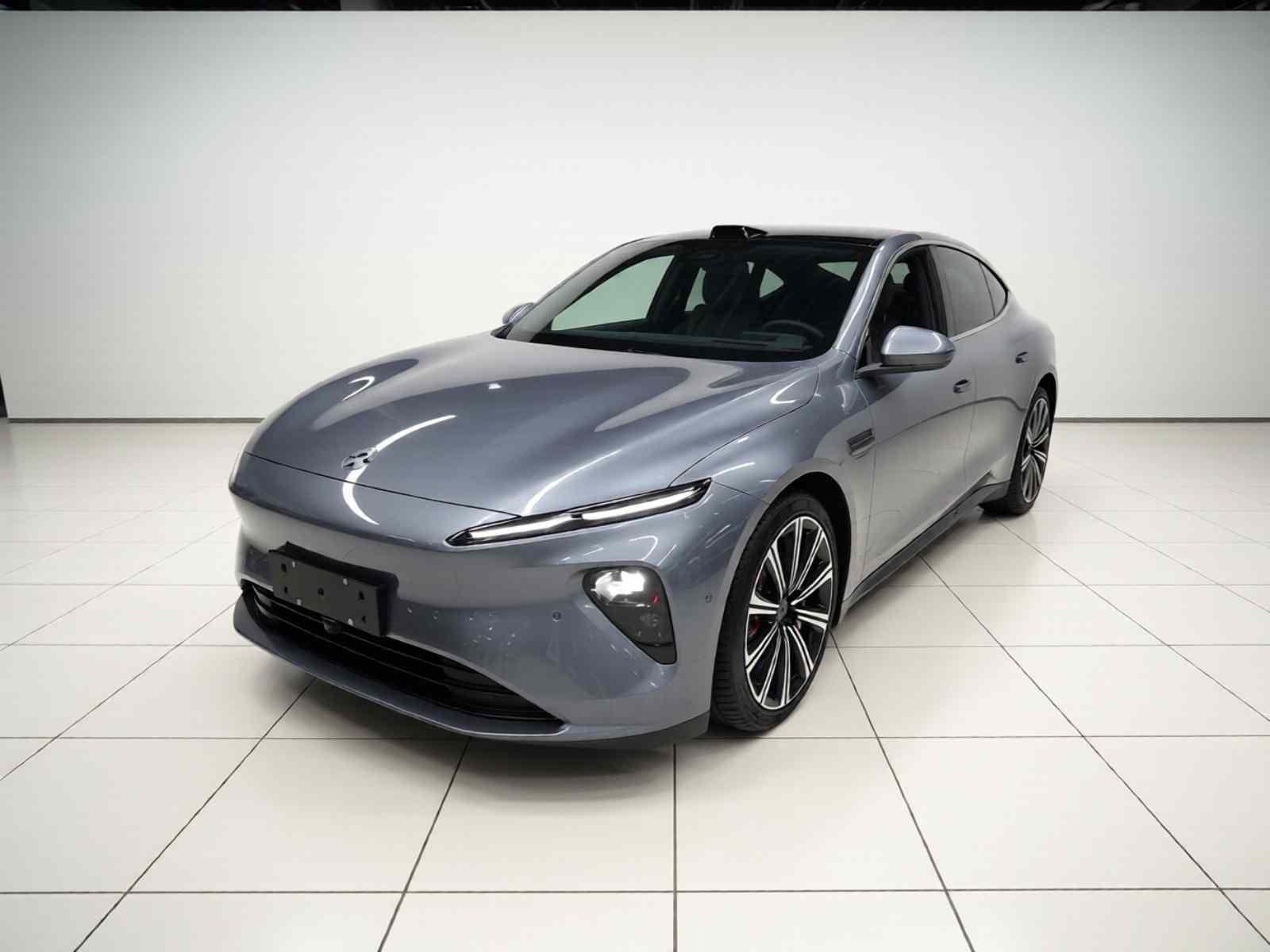 蔚来ET7 2024款 75kWh 行政签名版(2)