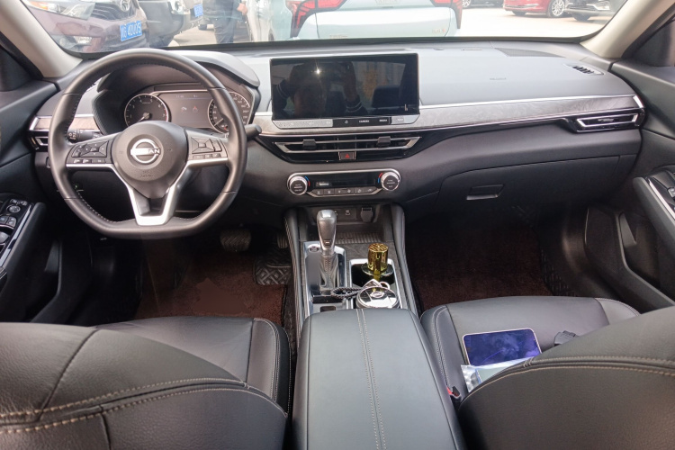 日产 天籁 2022款 2.0L XL-TLS 悦享版中控内饰7002