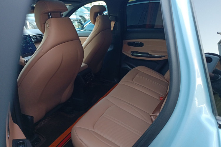 蔚来ES6 2020款 600KM 运动版中控内饰21