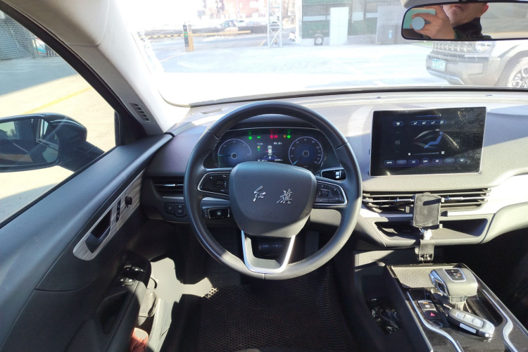 红旗E-QM5 2024款 610km PLUS中控内饰13