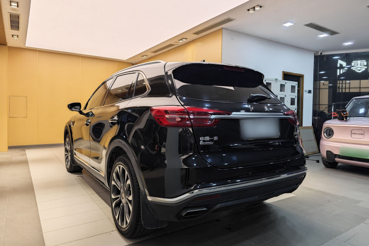 红旗HS5 2019款 2.0T 智联旗享四驱版车身外观6002