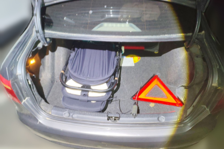 大众 朗逸 2013款 改款经典 1.6L 自动风尚版局部细节23