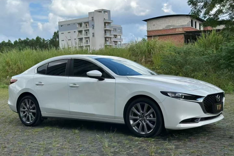 马自达3 昂克赛拉 2022款 2.0L 自动质雅版车身外观3