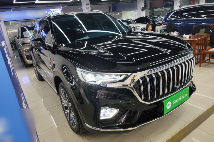 红旗HS5 2022款 改款 2.0T 智联旗领版车身外观6002